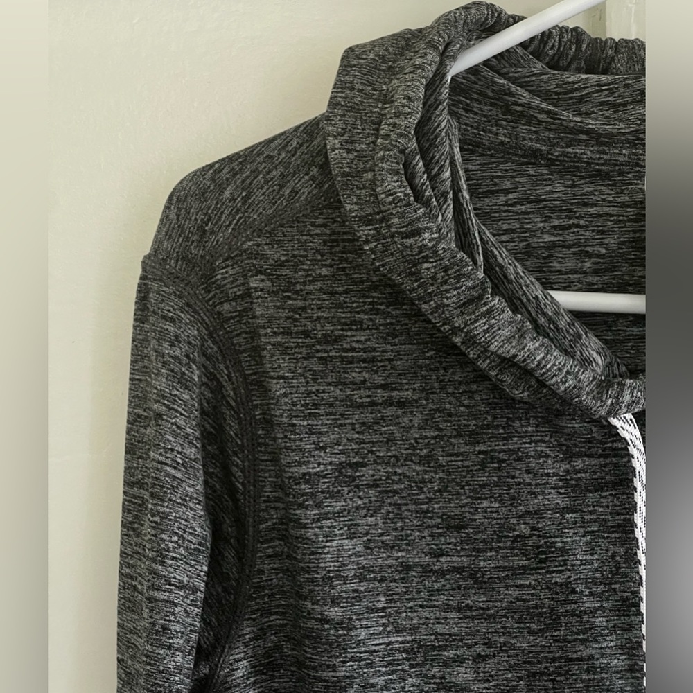 Small grey pullover - Picture 2 of 2